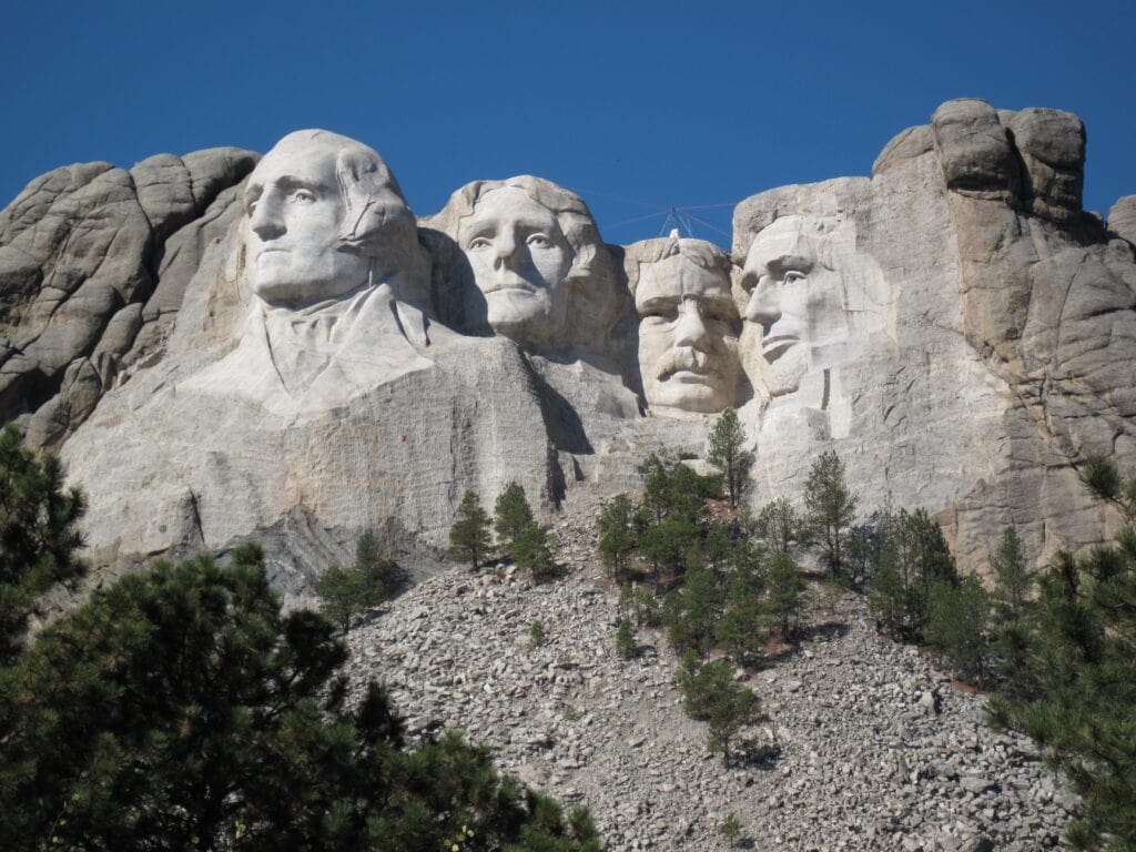 Iconic landmarks Mount Rushmore